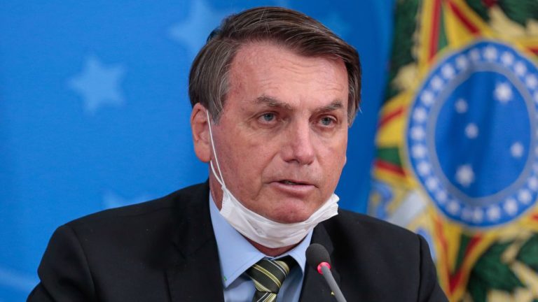 Bolsonaro recebe intimação para depor e recorre ao Supremo